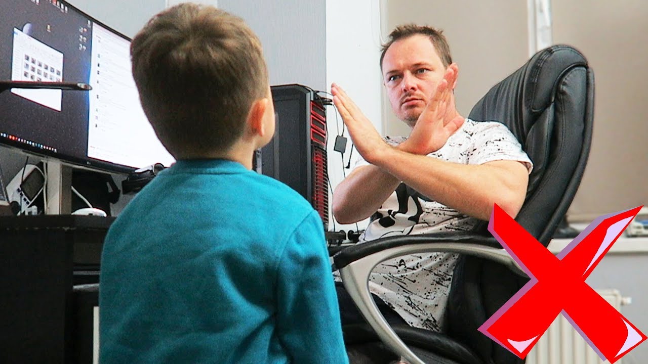 kids anka Tata i-a INTERZIS lui Alex SA PRIVEASCA Desene Animate!