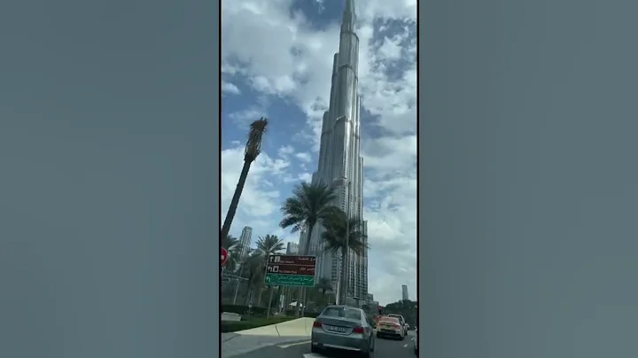 Burj khalifa✈️ #dubai#trending #shorts #youtubeshorts #viral #tiktok #reels #new #subscribe #latest