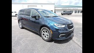 2024 Chrysler Pacifica Limited 24061 041