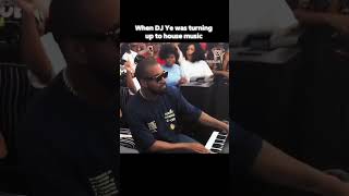 Download Lagu When DJ YE was turning up to house music 🎼 #ye #kanyewest #housemusic #house #dj #djlife #djremix MP3