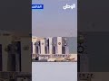 الرئيس السيسي: يحيي الحضور من على المنصة قبيل بدء حفل تخرج دفعات جديدة بالأكاديمية العسكرية