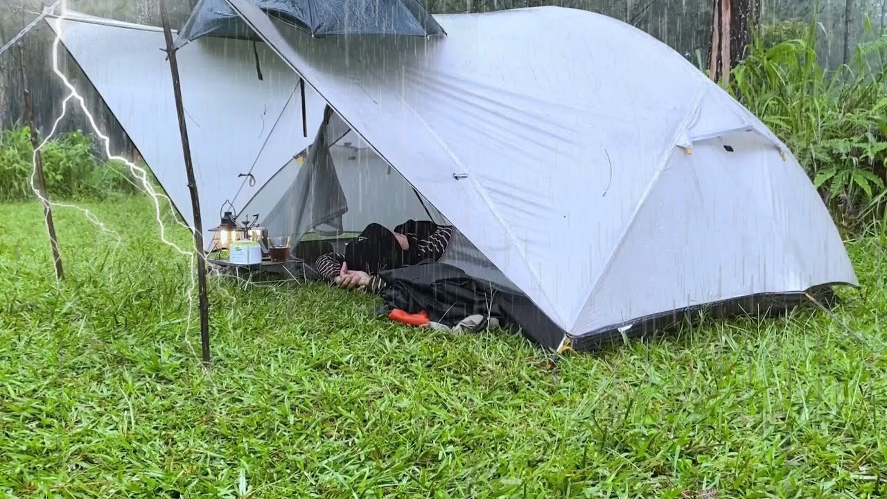 RELAXING SOLO CAMPING IN HEAVY RAIN - RELAXING RAIN SOUNDS - RAIN ASMR ...