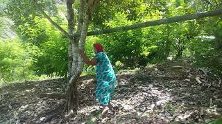 Janda Bahenol Beraksi