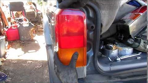 1997 Jeep Cherokee Tail Light replacment