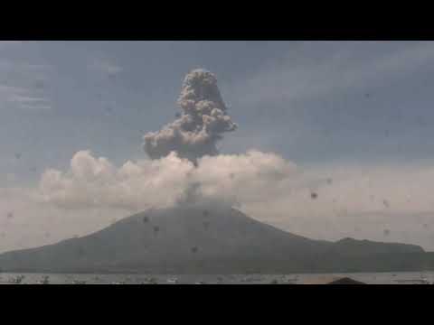 May 27, 2020, ~ 13:23 JST ~ Explosion ~ 桜島 Sakurajima Volcano, Japan