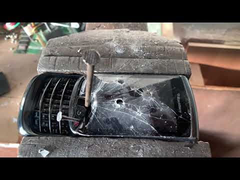 Video: Erinevus Blackberry Torch 9800 Ja Touch 9860 (Monza) Vahel