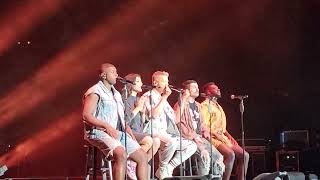 Pentatonix - White Winter Hymnal - Shoreline Amphitheater #pentatonix