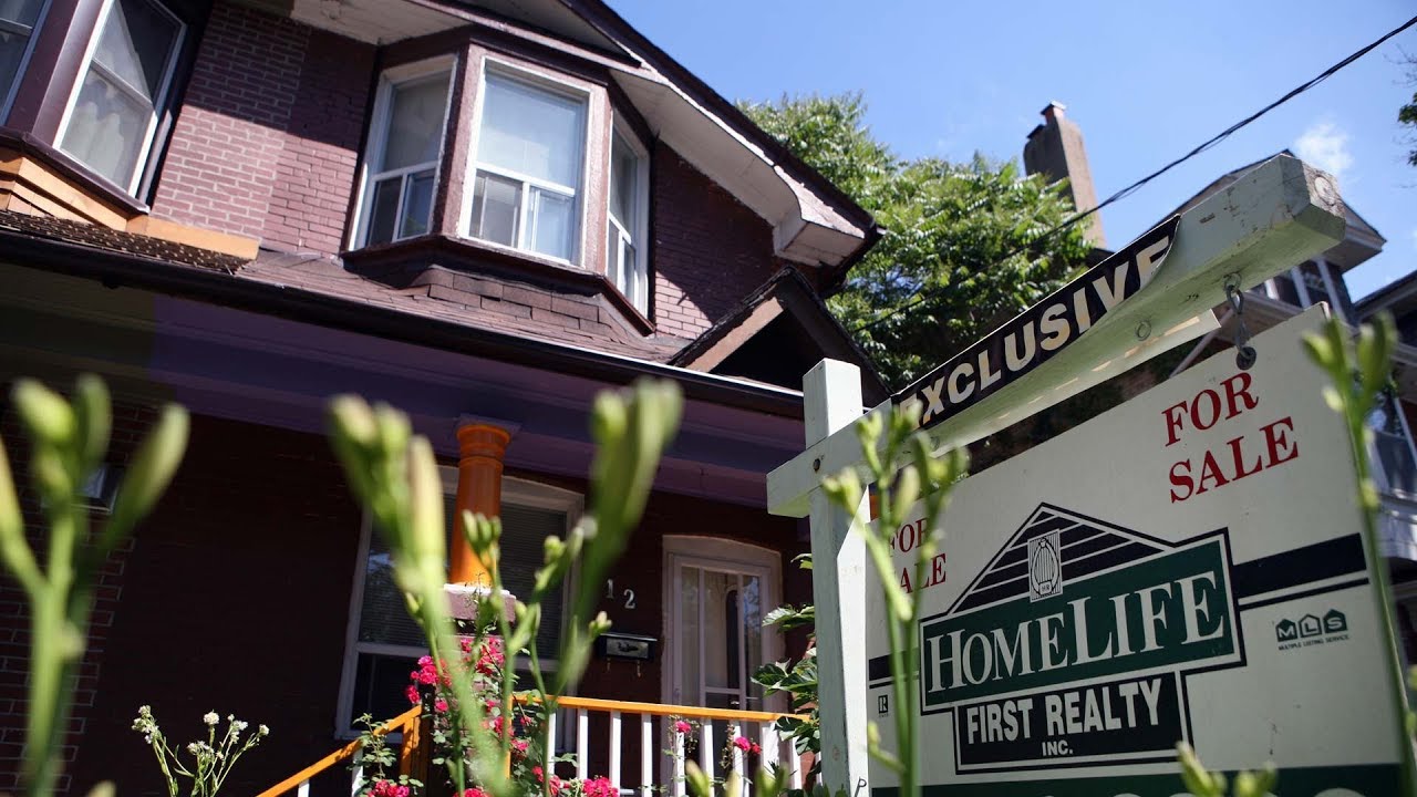 Canada's real estate market slows down