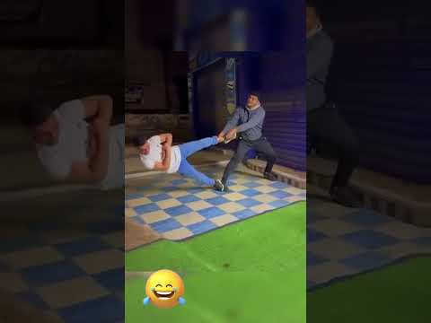 ضحك هستيري على مواقف الناس في الحياة الواقعية كوميديا