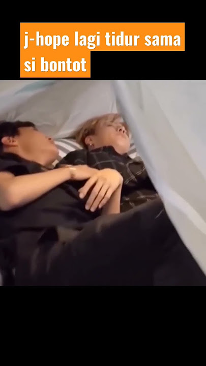 jungkook tidur sama j-hope takut hyungnya pergi #jhope #jungkook #bts