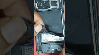 Motorola Edge 60 Stylus Teardown &amp; Battery Reveal! 🔋📱 #Shorts #motorola #mobilerepairing