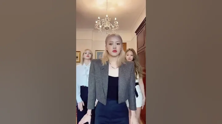 BLACKPINK'S Jennie, Ros, Lisa doing the "my money ...
