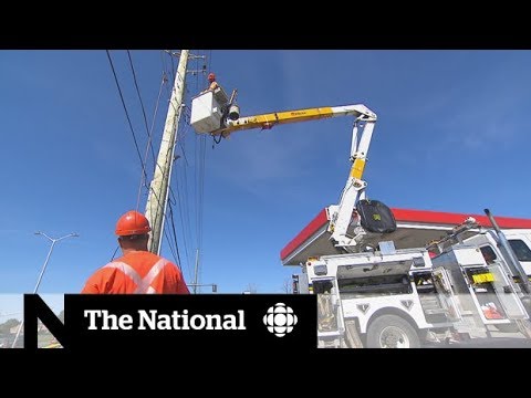 Tornado victims give power utility workers high praise