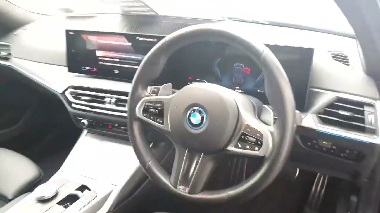 241WX1281 - 2024 BMW 3 Series 330e M Sport Saloon RefId: 577297