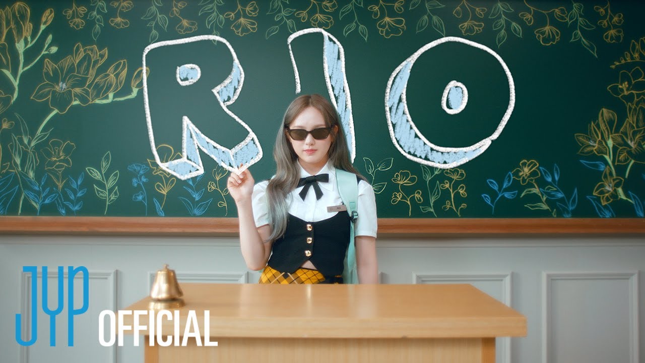 NICE TO MeetU, WE NiziU(니쥬)! | RIO - YouTube