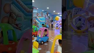 Naik Mobil Remot, Pink Biru, Kuning Oranye Hijau #komedi #comedy #lucu