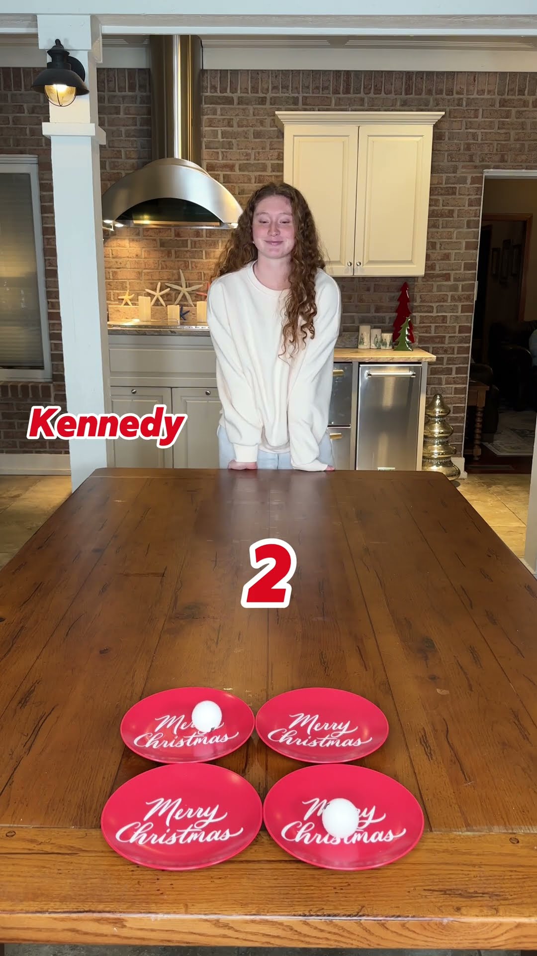 Christmas bounce challenge! #holidaygames #christmasgames