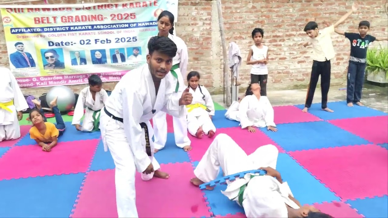 Road fight self defence technique 😱 power full 