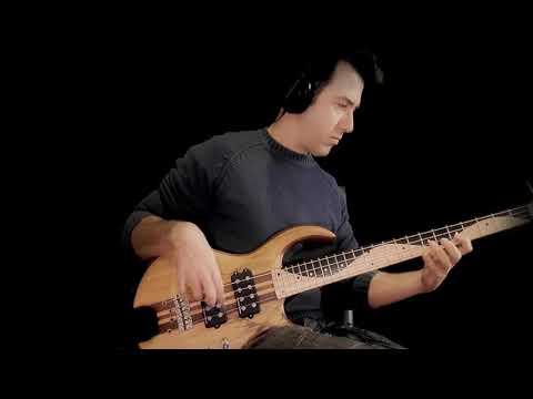 latin-jazz-fusion-///-virtuoso-bass-solo