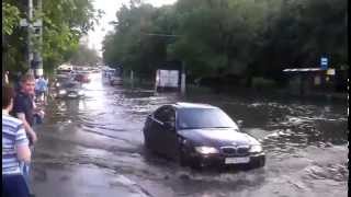 Первый майский ливень затопил дороги в Москве!