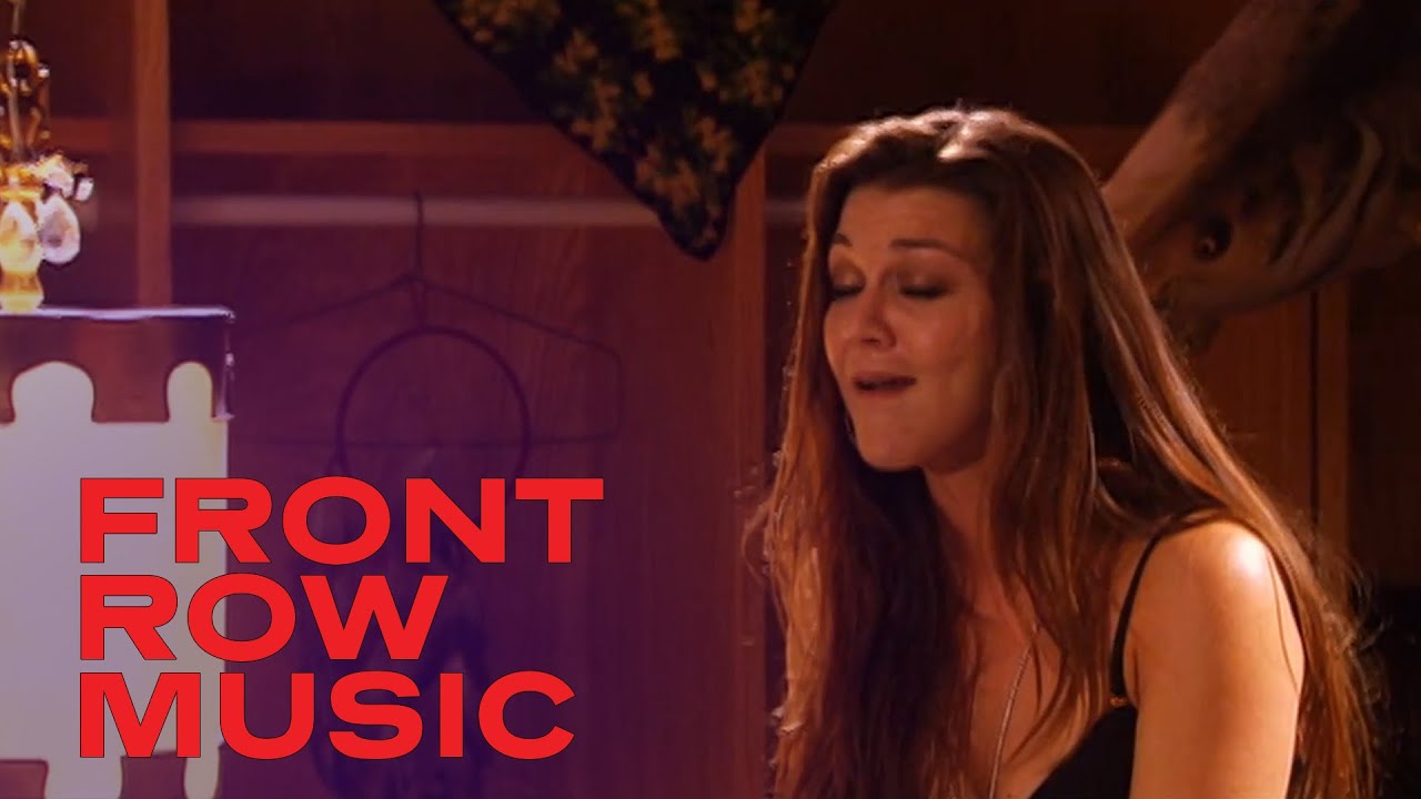 Gretchen Wilson Performs California Girls | Undressed | Front Row Music
