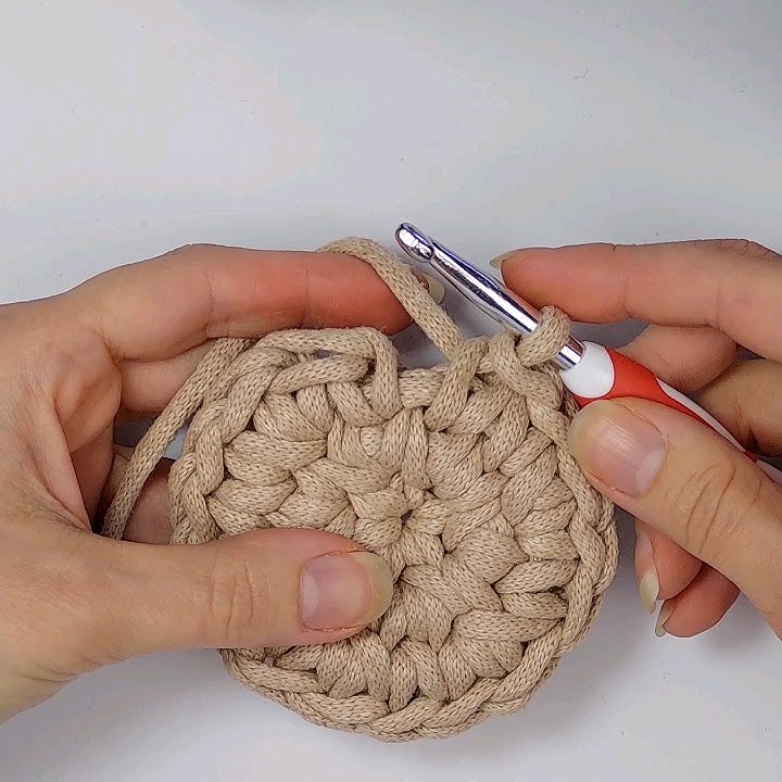 Easy Crochet Amigurumi Tutorial - Potato 