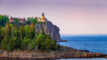 Split Rock Lighthouse, Lake Superior. Relaxing Nature video