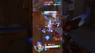 Saving The Fight With 2Hp 😱 And Narrates 😂