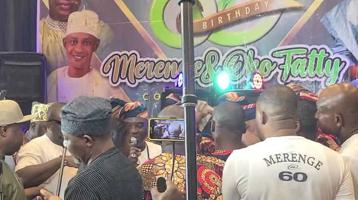 The moment Taye currency spray k1 de ultimate money on stage @ merenge @60