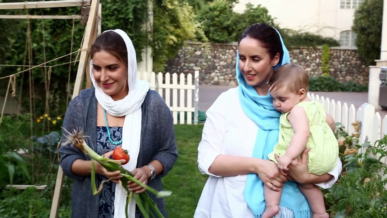 kitchendraw Ariana’s Persian Kitchen - Episode 8 (Tehran 2)/آشپزخانه ایرانی آریانا – قسمت هشتم (تهران ۲)