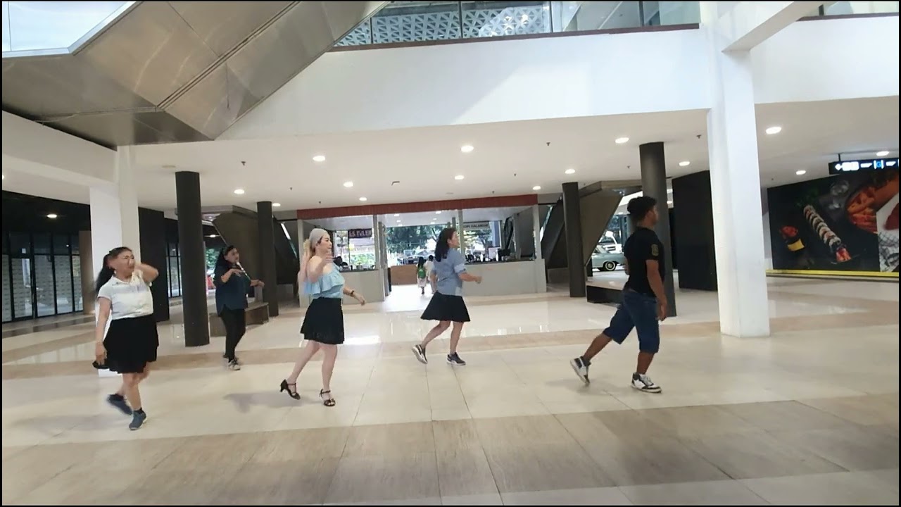 DANCING  WITH THE DEVIL, Line Dance, Choreo: Paula Jayne Ogilvie, Demo by Barbie Dance Wandy 