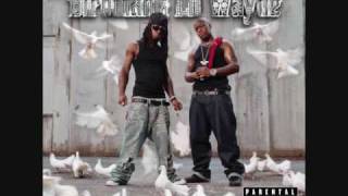 Watch Lil Wayne  Birdman Over Here Hustlin video