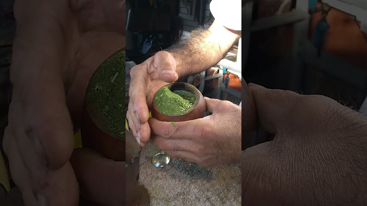 Chimarrão tradicional na cuia coquinho !