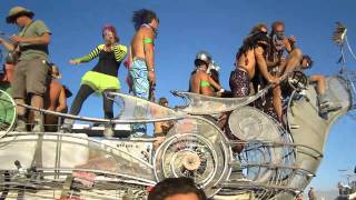 Burning Man - Distrikt Day Party