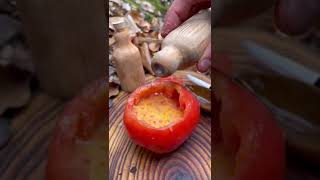 Közde Domates Menemeni & Soğan Içinde Sucuklu Yumurta / Menemen In Tomatoes And Onions