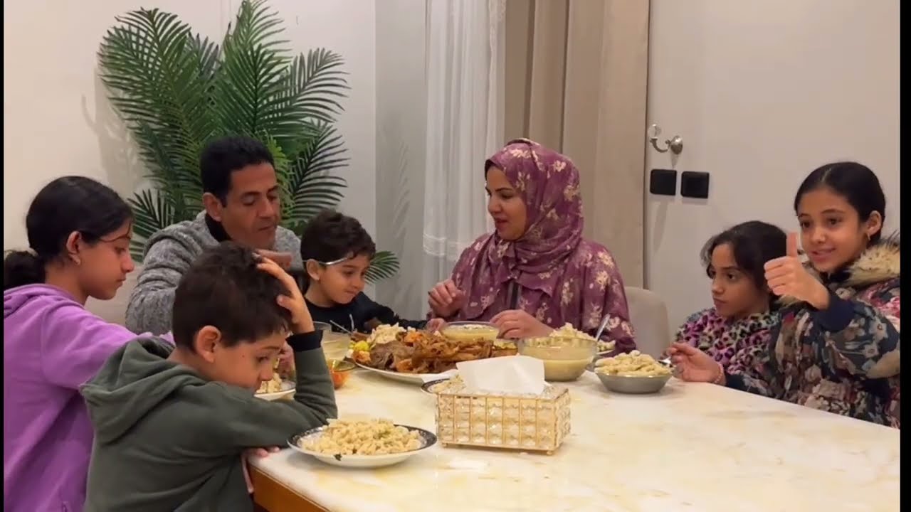 اعزروني علي غيابي بس الحمد لله بدأت ارجع تاني مش ملاحقه علي التعب دعواتكم