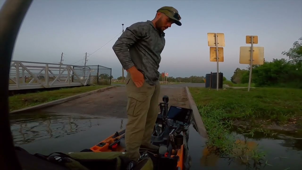 Kayak bass fishing