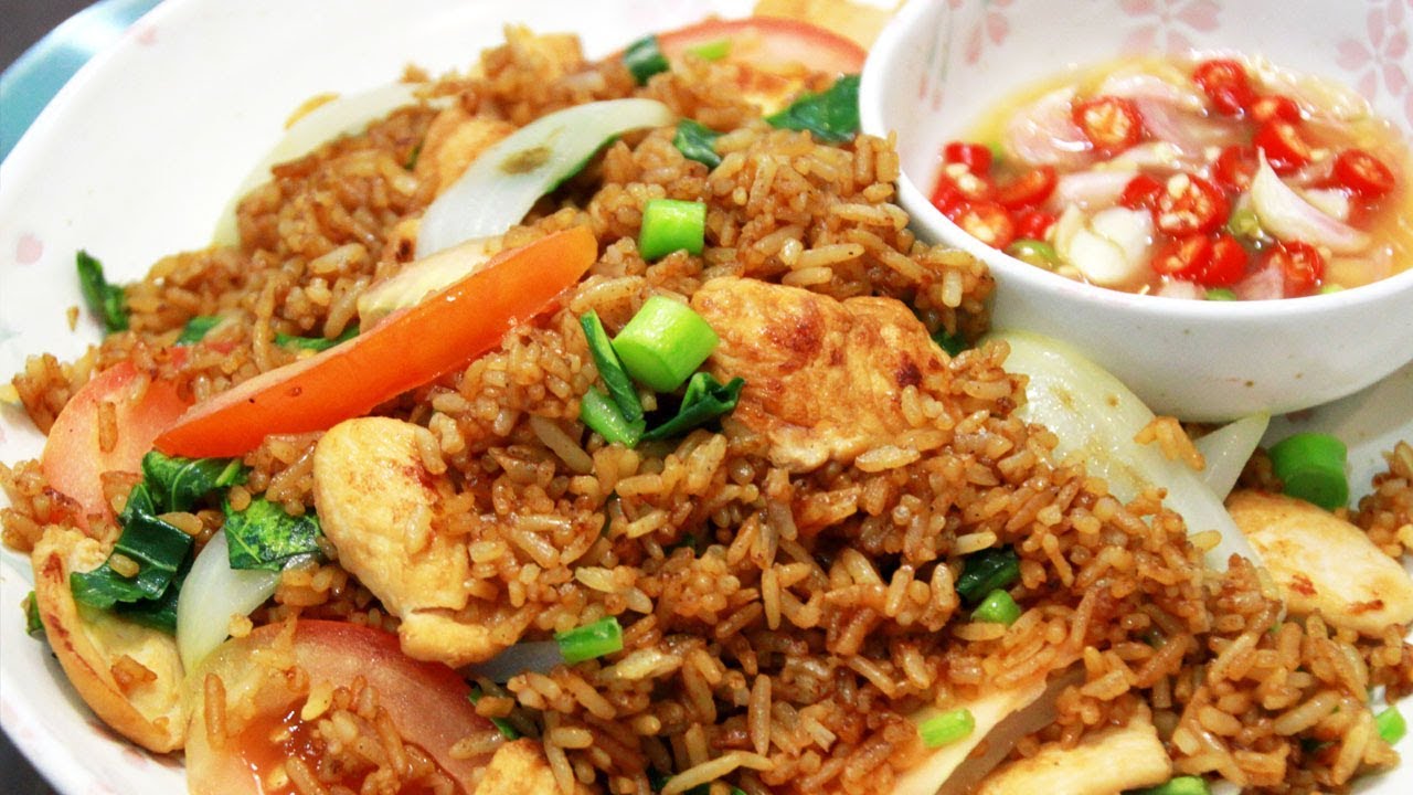 ข้าวผัดรถไฟ ข้าวผัดซีอิ้ว ข้าวผัดโบราณ หอมๆ ทำง่ายๆ แต่อร่อยมาก l กินได้อร่อยด้วย