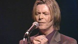 Video thumbnail of "David Bowie - Wild Is The Wind,  Yahoo Internet Awards 2000"