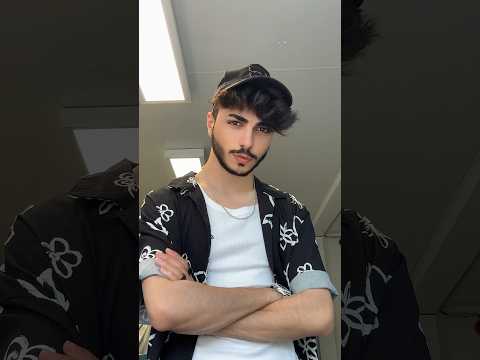 كاشفك ولله وبعرف بتحبيني