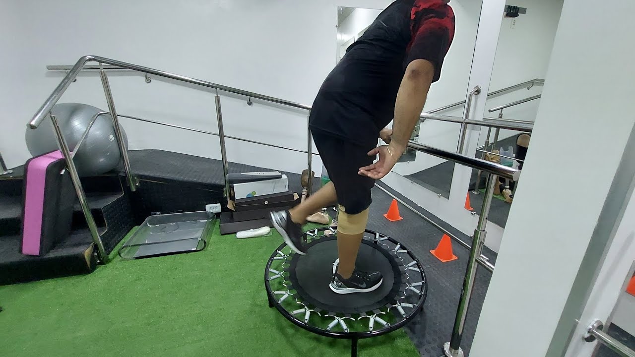 Treino de marcha mais aberta com a prótese Transtibial #protese #reabilitação