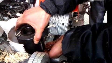 four side moulder cutter install and unload 2