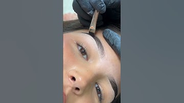 This brow transformation 🧑‍🍳💋Using Noemi Brow Dye (new)!