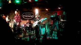 2017 09 18 Jane's Great Dane Performing at The Bitter End in NYC VIDEO0026