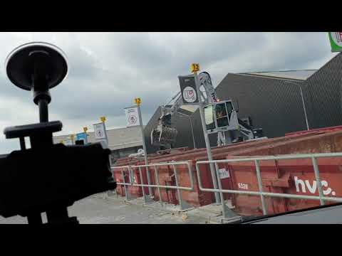 شاهدوا مكان رمي مخلفات البناء والهدم والاشياء الغير صالحة في هولندا