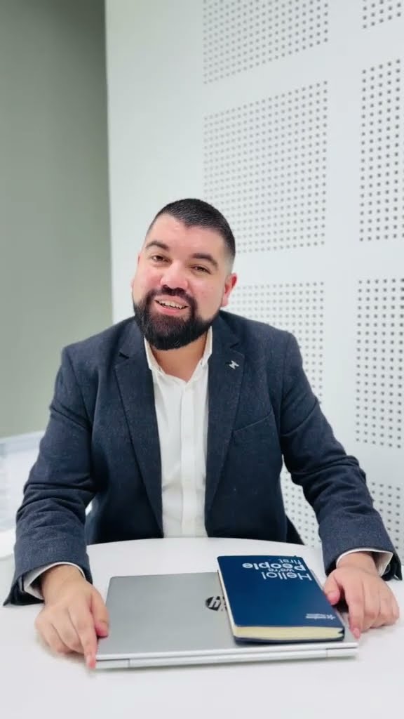 Testimonio de Cristóbal Dinamarca, egresado de Administración Hotelera y Gastronómica
