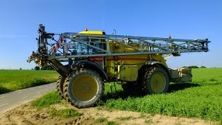 Agriculture: pulvérisateur automoteur ARTEC F40 (Blanchard) sur les pois (fongicide)