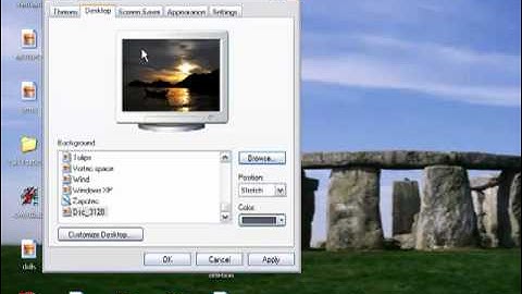 How to change your wallpaper in Windows XP
