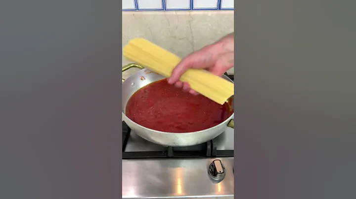 NEVER boil your spaghetti again! 😍 #shorts #pasta - DayDayNews