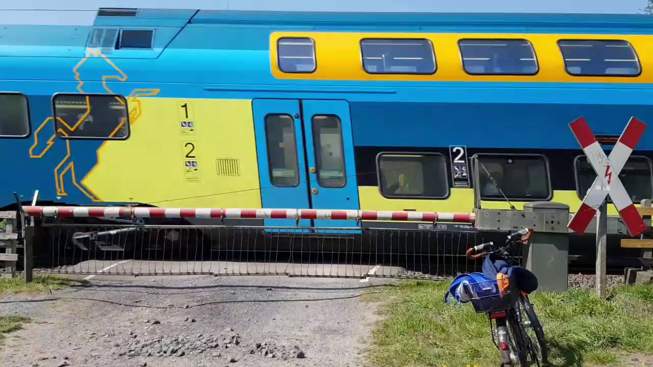 Bahnübergang Lotte // Railroad Crossing // Spoorwegovergang